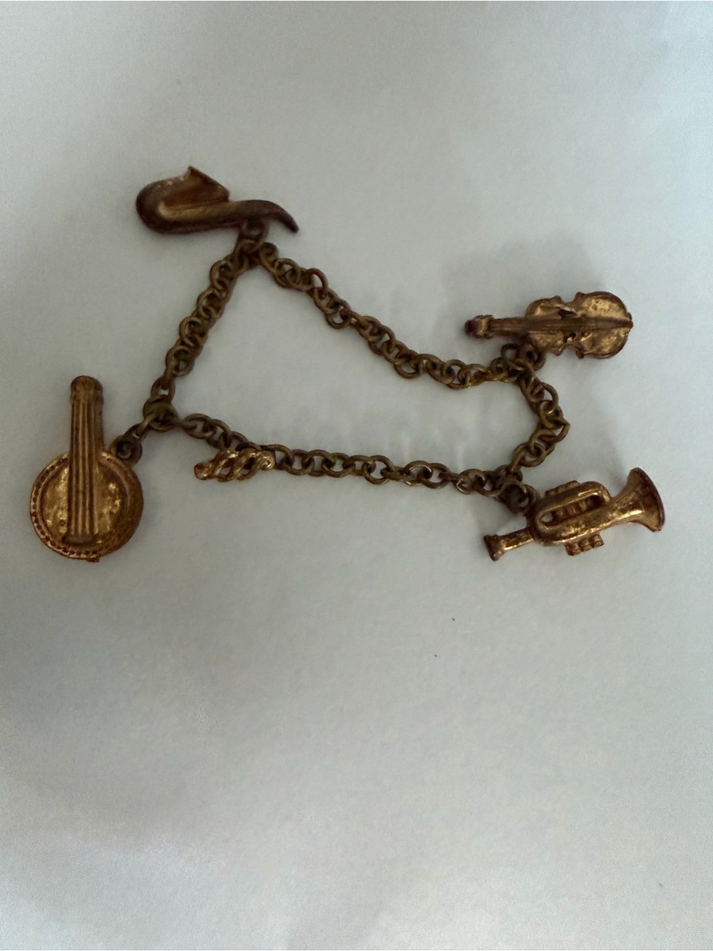 Vtg 1940s Molded Plastic Musical Instrument Charm Bracelet Gold Wash Sister Hook